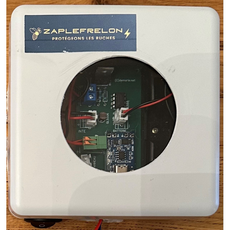 Boitier gestion alimentation et  haute tension Harpe Anti Frelon